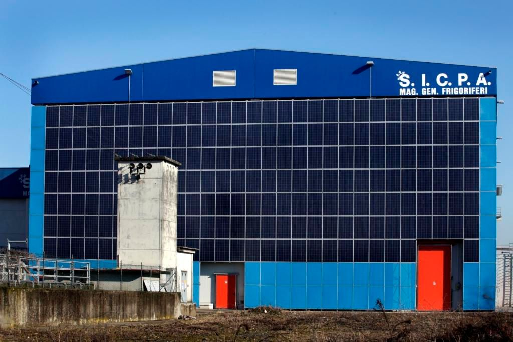 fotovoltaico-parete-facciata-2