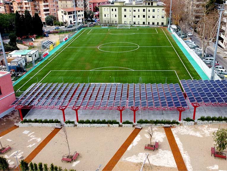 pannelli-fotovoltaici-su-pensilina-calcio